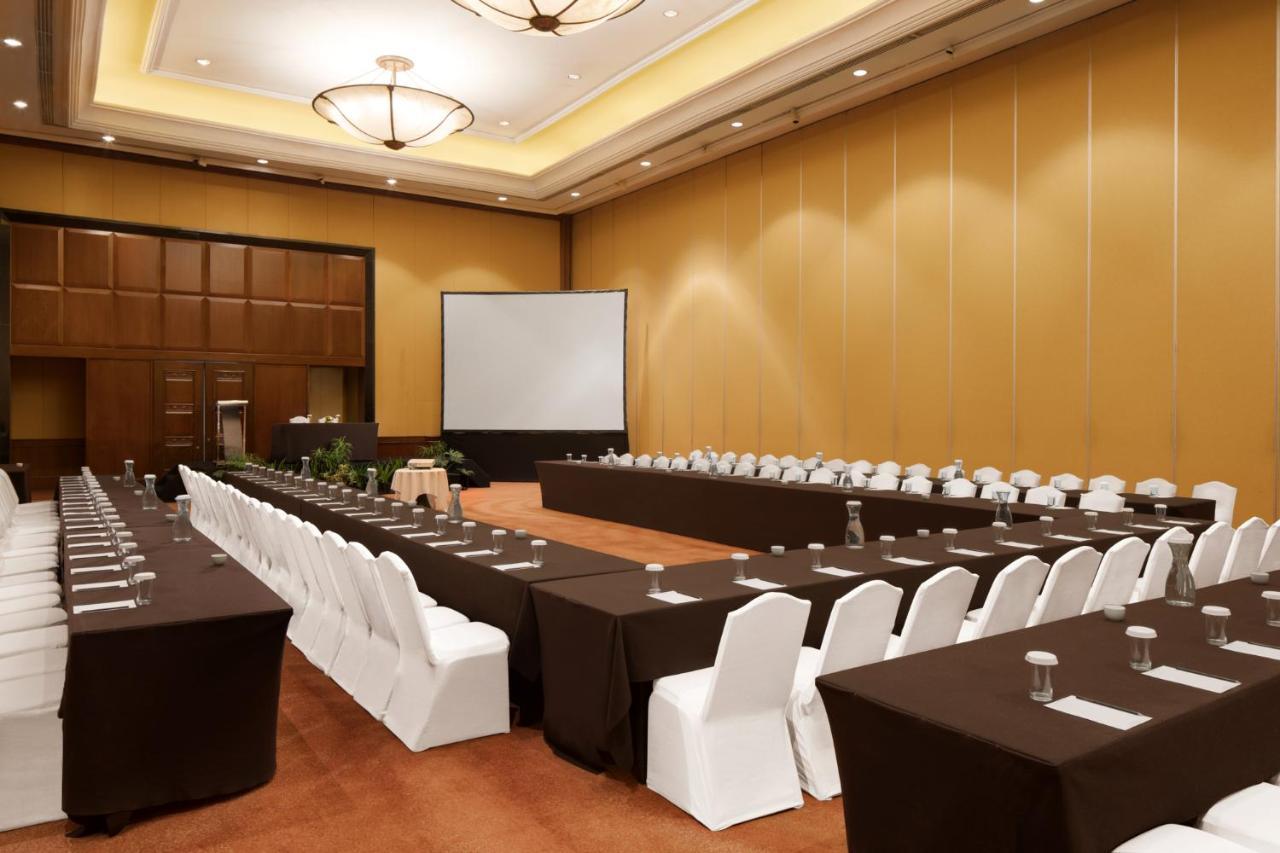 Aryaduta Bandung Exterior photo